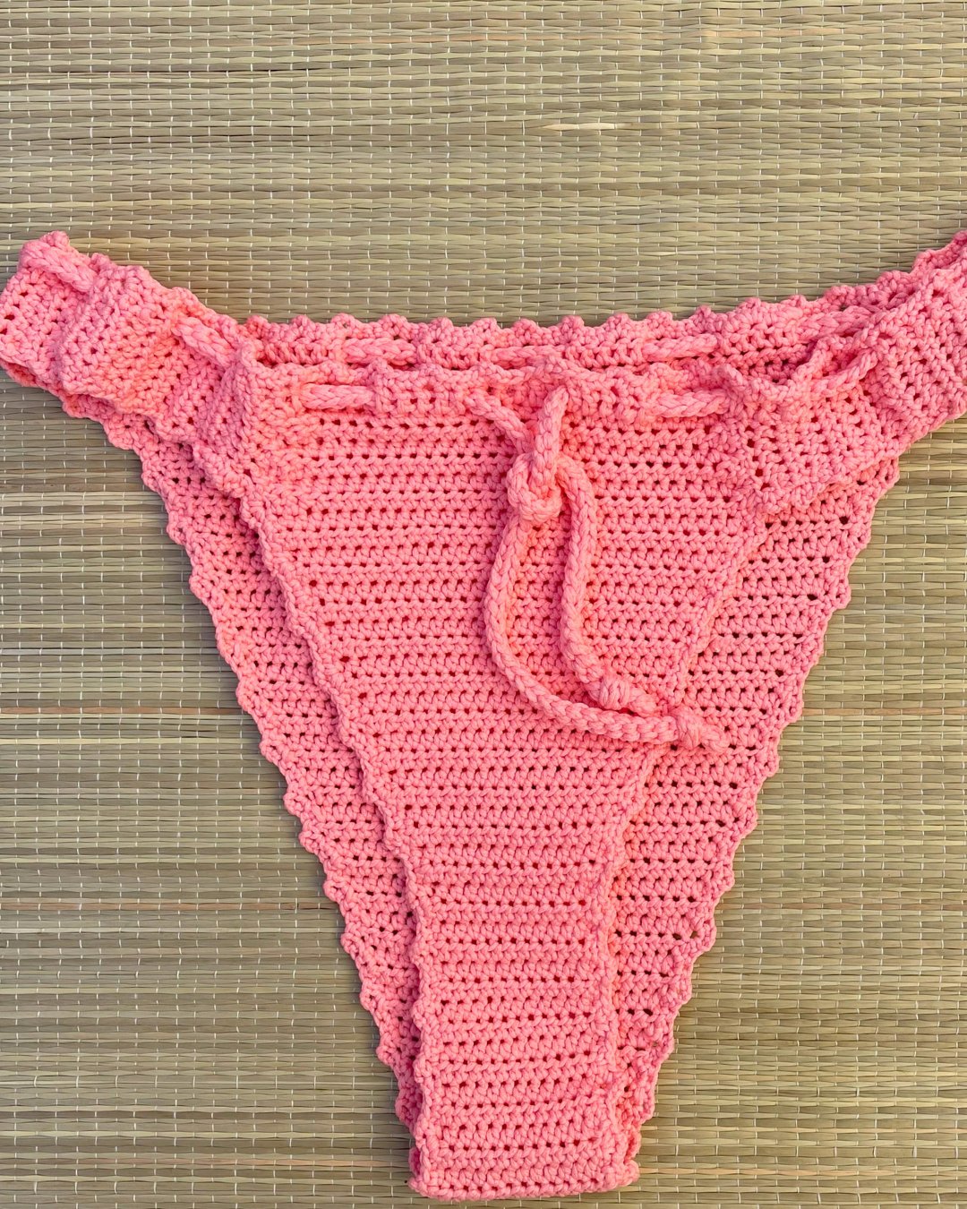 Bas de maillot de bain au crochet - Rose