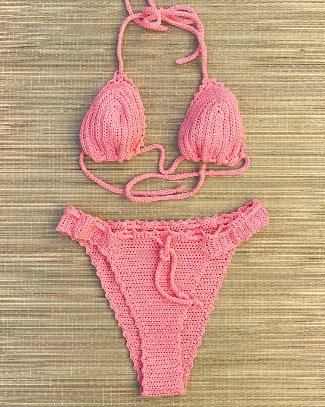 Bas de maillot de bain au crochet - Rose